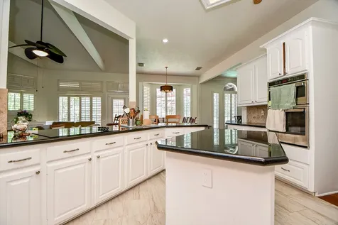 410 Kingfisher Drive Sugar Land TX 77478