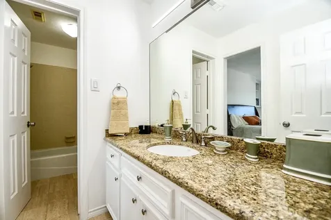 410 Kingfisher Drive Sugar Land TX 77478