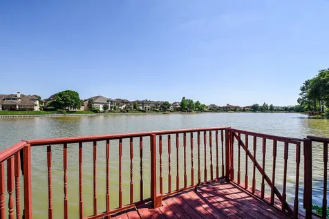 410 Kingfisher Drive Sugar Land TX 77478