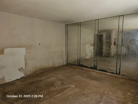 6401 Skyline Drive 37 Houston TX 77057