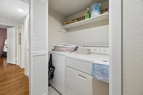 2238 S Piney Point Road 109 Houston TX 77063