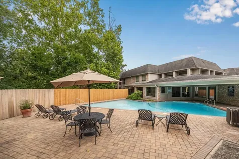 2238 S Piney Point Road 109 Houston TX 77063