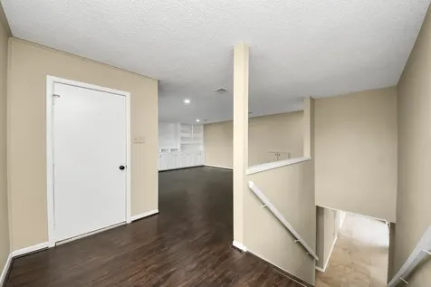 5 Tiffany Square Sugar Land TX 77478