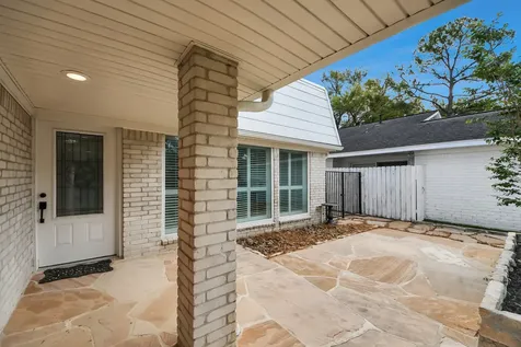 5 Tiffany Square Sugar Land TX 77478