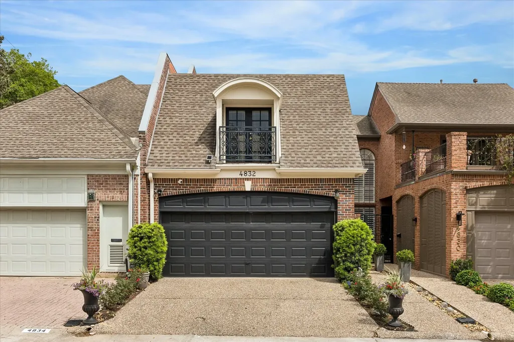 4832 Post Oak Timber Drive Houston TX 77056