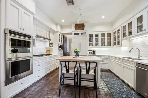 4832 Post Oak Timber Drive Houston TX 77056