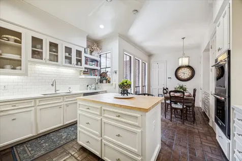 4832 Post Oak Timber Drive Houston TX 77056