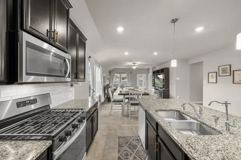 1326 Taft Point Lane Rosharon TX 77583