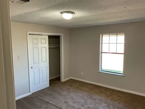 2068 Tx-36 Brazoria TX 77422