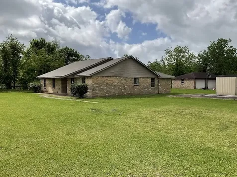 2068 Tx-36 Brazoria TX 77422