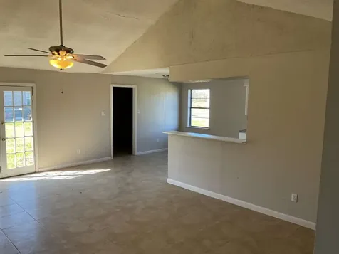 2068 Tx-36 Brazoria TX 77422