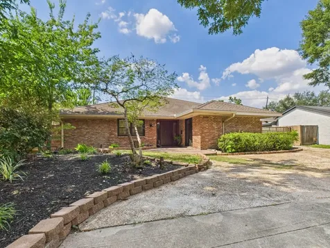 2432 Chimney Rock Road Houston TX 77056