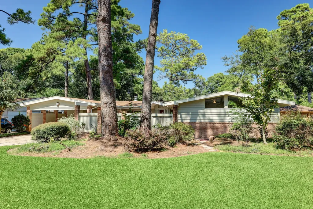 10226 Ivyridge Road Houston TX 77043
