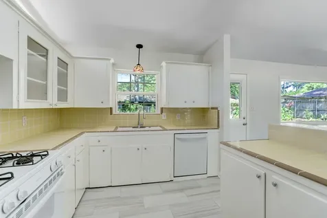 10226 Ivyridge Road Houston TX 77043