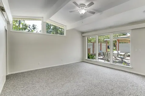 10226 Ivyridge Road Houston TX 77043