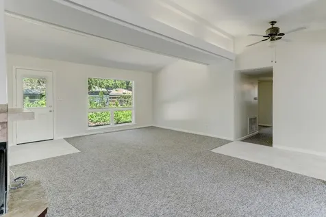 10226 Ivyridge Road Houston TX 77043