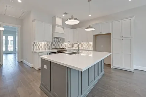 31 Thorpe Lane Spring TX 77389