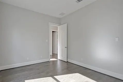 31 Thorpe Lane Spring TX 77389