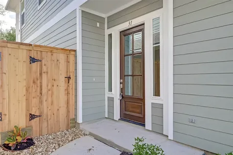 31 Thorpe Lane Spring TX 77389