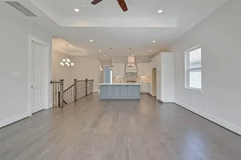 31 Thorpe Lane Spring TX 77389