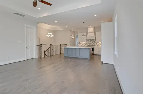 31 Thorpe Lane Spring TX 77389