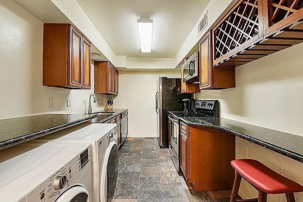 361 N Post Oak Lane 241 Houston TX 77024