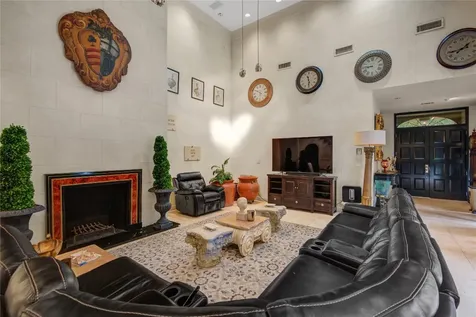 526 Bolton Place Houston TX 77024