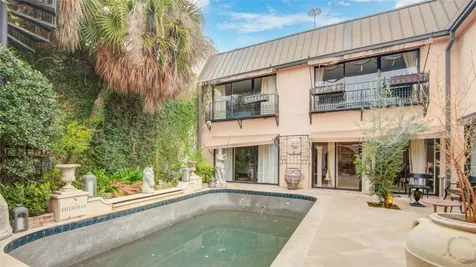 526 Bolton Place Houston TX 77024