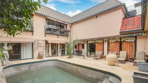 526 Bolton Place Houston TX 77024
