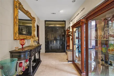 526 Bolton Place Houston TX 77024