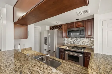 3525 Sage Road 1204 Houston TX 77056