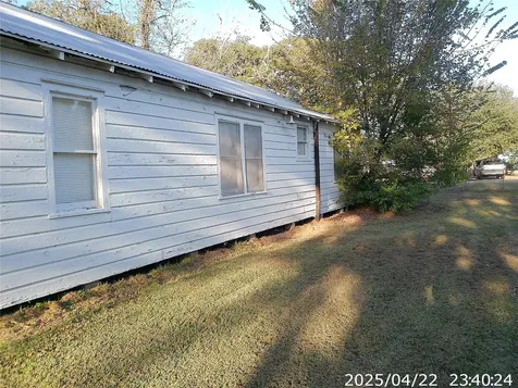 504 Camp Street Alleyton TX 78935