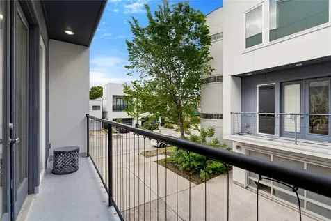 2025 Colquitt Street A Houston TX 77098