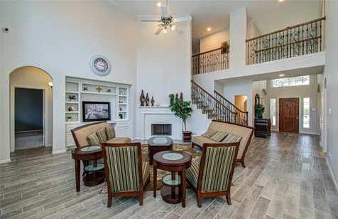 105 Hawke Bay Lane Friendswood TX 77546