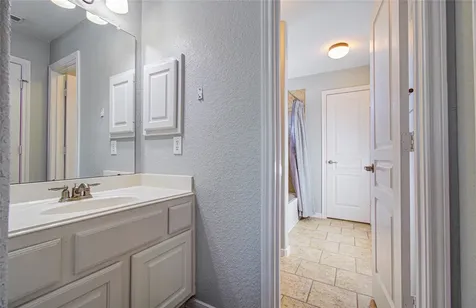 105 Hawke Bay Lane Friendswood TX 77546