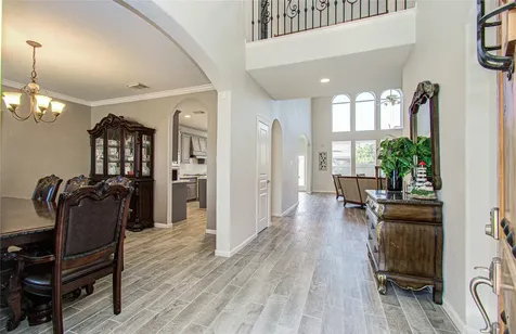 105 Hawke Bay Lane Friendswood TX 77546
