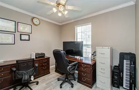 105 Hawke Bay Lane Friendswood TX 77546
