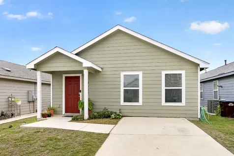 8111 Nube Medina San Antonio TX 78252