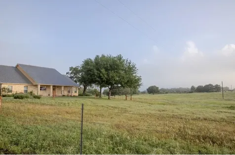 3240 Concrete Edgar Road Cuero TX 77954