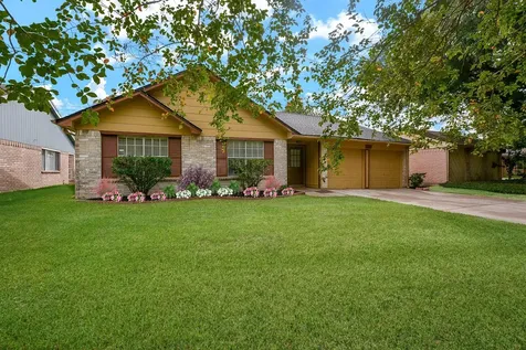 3315 Honey Creek Drive Houston TX 77082