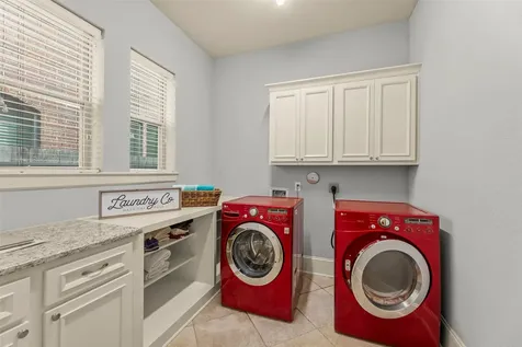 6114 S Tamarino Park Lane Sugar Land TX 77479