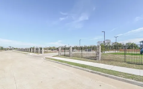 500 Legacy 406 Alvin TX 77511