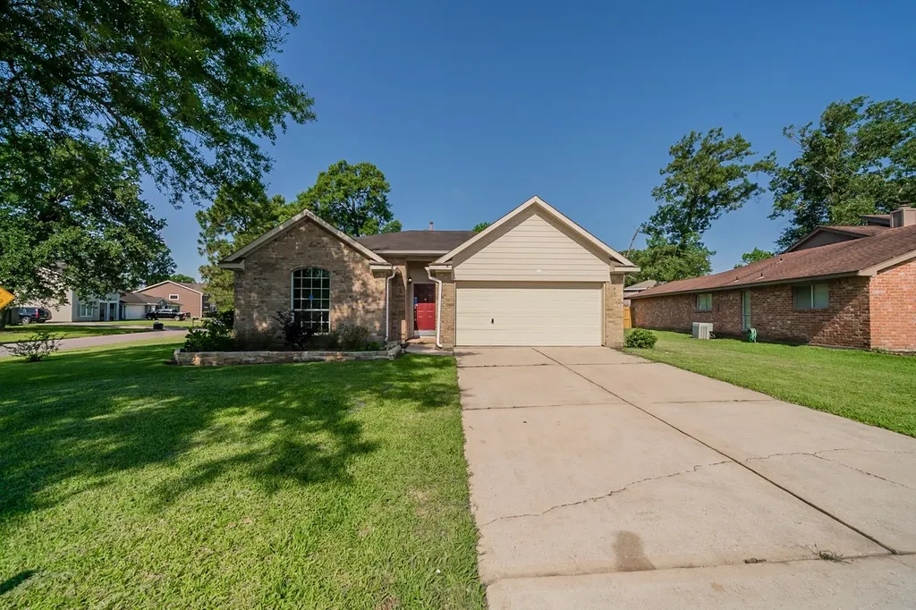 17315 Crows Nest Way Crosby TX 77532