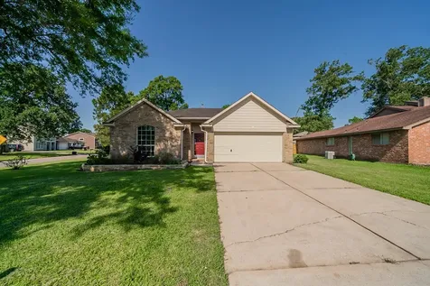 17315 Crows Nest Way Crosby TX 77532