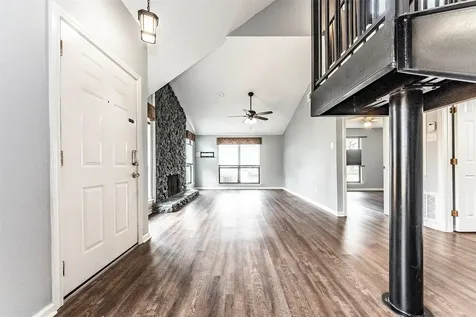 21 Hideaway Drive Friendswood TX 77546
