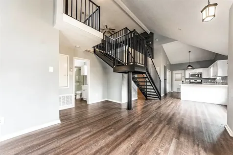 21 Hideaway Drive Friendswood TX 77546