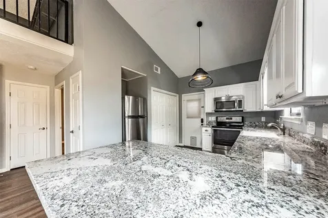 21 Hideaway Drive Friendswood TX 77546