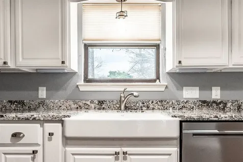 21 Hideaway Drive Friendswood TX 77546