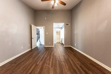 21 Hideaway Drive Friendswood TX 77546