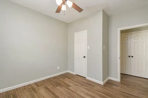 3701 Chanterway Street Bacliff TX 77518